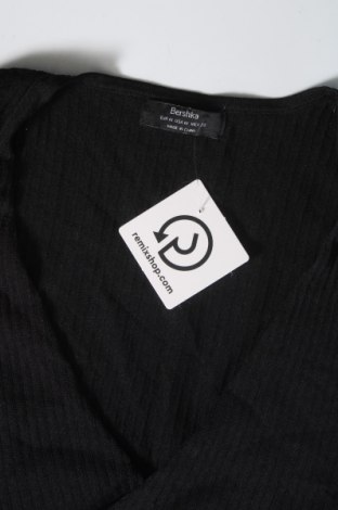 Дамски пуловер Bershka, Размер M, Цвят Черен, Цена 10,15 лв.