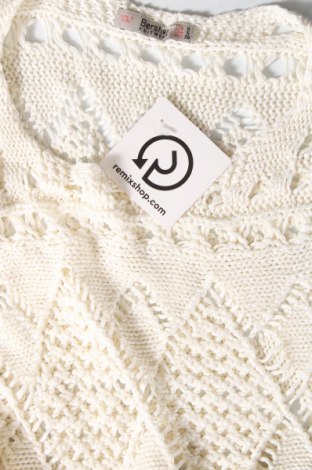 Дамски пуловер Bershka, Размер S, Цвят Бял, Цена 10,15 лв.