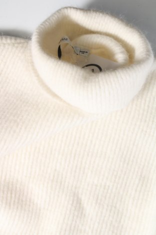 Дамски пуловер Gestuz, Размер XS, Цвят Бял, Цена 114,24 лв.