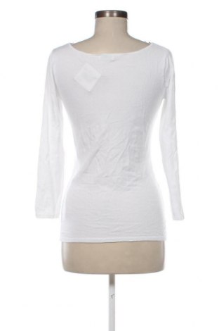 Γυναικείο πουλόβερ Guess, Μέγεθος M, Χρώμα Λευκό, Τιμή 42,06 €