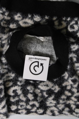 Damski sweter Pull&Bear, Rozmiar L, Kolor Kolorowy, Cena 32,47 zł