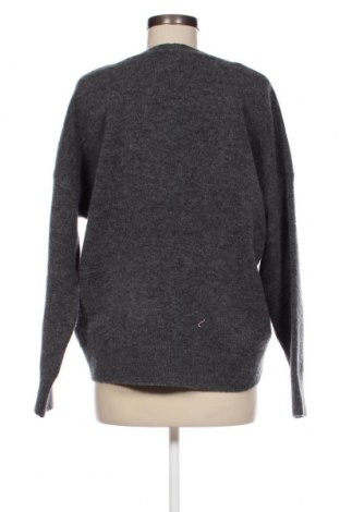 Дамски пуловер Superdry, Размер M, Цвят Сив, Цена 57,24 лв.