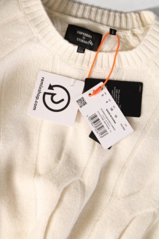 Γυναικείο πουλόβερ Superdry, Μέγεθος M, Χρώμα Εκρού, Τιμή 54,64 €