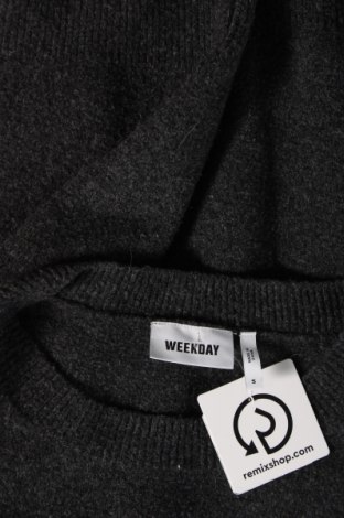 Γυναικείο πουλόβερ Weekday, Μέγεθος S, Χρώμα Γκρί, Τιμή 19,49 €