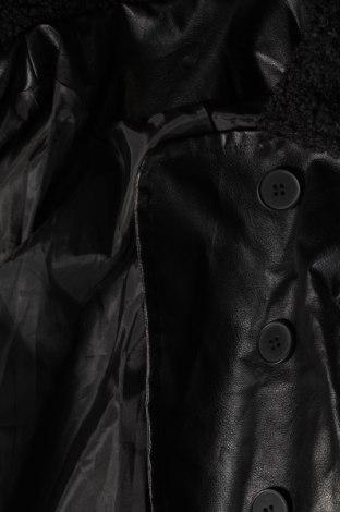 Dámska kožená bunda , Veľkosť M, Farba Čierna, Cena  14,45 €