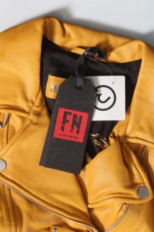 Γυναικείο δερμάτινο μπουφάν Freaky Nation, Μέγεθος XS, Χρώμα Κίτρινο, Τιμή 265,98 €