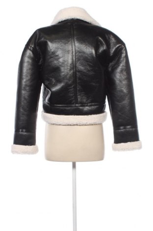Dámska kožená bunda  Pull&Bear, Veľkosť S, Farba Čierna, Cena  40,72 €
