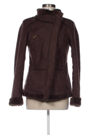Дамско палто Bershka, Размер M, Цвят Кафяв, Цена 57,78 лв.
