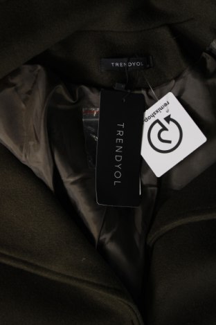 Дамско палто Trendyol, Размер XS, Цвят Зелен, Цена 45,15 лв.
