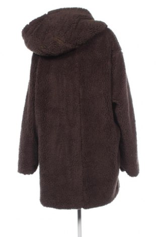 Дамско палто Urban Classics, Размер 5XL, Цвят Кафяв, Цена 140,00 лв.