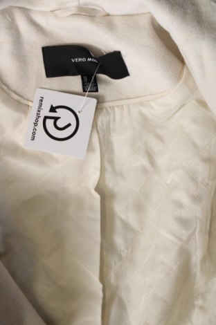 Дамско палто Vero Moda, Размер S, Цвят Бял, Цена 74,40 лв.