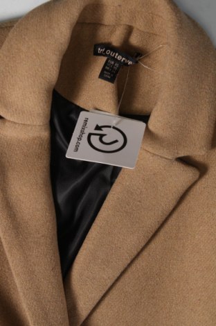 Дамско палто Zara Trafaluc, Размер XS, Цвят Бежов, Цена 40,80 лв.