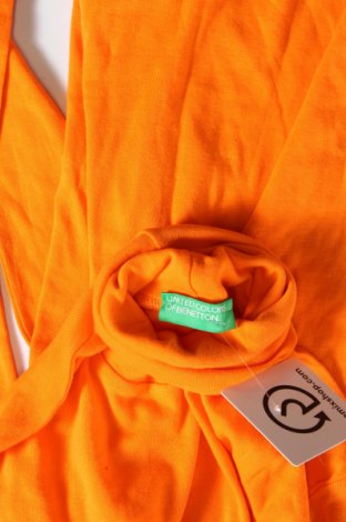 Дамско полo United Colors Of Benetton, Размер S, Цвят Оранжев, Цена 18,36 лв.