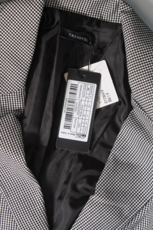 Γυναικείο σακάκι Trendyol, Μέγεθος M, Χρώμα Πολύχρωμο, Τιμή 24,72 €
