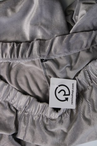 Γυναικείο αθλητικό παντελόνι, Μέγεθος L, Χρώμα Γκρί, Τιμή 8,25 €
