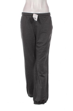Γυναικείο αθλητικό παντελόνι, Μέγεθος M, Χρώμα Γκρί, Τιμή 3,56 €
