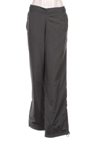 Damen Sporthose PUMA, Größe L, Farbe Grau, Preis 28,53 €
