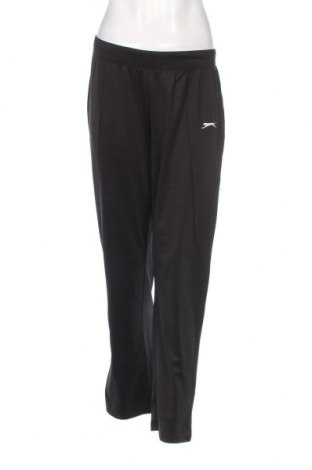 Γυναικείο αθλητικό παντελόνι Slazenger, Μέγεθος M, Χρώμα Μαύρο, Τιμή 3,05 €