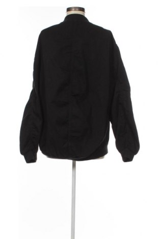 Γυναικείο μπουφάν Bershka, Μέγεθος M, Χρώμα Μαύρο, Τιμή 7,37 €