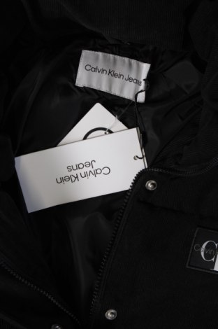 Дамско яке Calvin Klein Jeans, Размер M, Цвят Черен, Цена 156,40 лв.