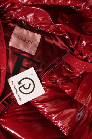 Γυναικείο μπουφάν Guess, Μέγεθος XS, Χρώμα Κόκκινο, Τιμή 136,60 €