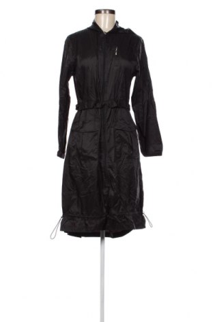 Γυναικείο μπουφάν Mado Et Les Autres, Μέγεθος S, Χρώμα Μαύρο, Τιμή 32,16 €