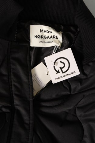 Γυναικείο μπουφάν Mads Norgaard, Μέγεθος L, Χρώμα Μαύρο, Τιμή 111,94 €