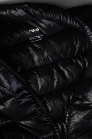 Dámska bunda  Mango, Veľkosť S, Farba Čierna, Cena  36,43 €