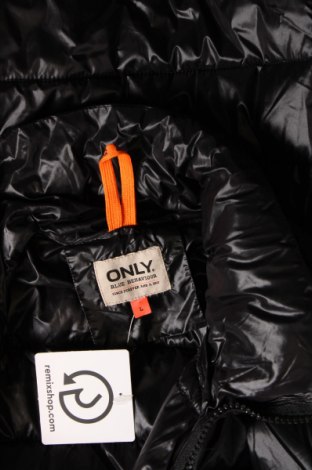 Γυναικείο μπουφάν ONLY, Μέγεθος L, Χρώμα Μαύρο, Τιμή 11,67 €