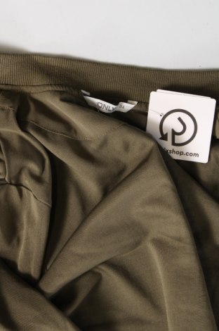 Γυναικείο μπουφάν ONLY, Μέγεθος XS, Χρώμα Πράσινο, Τιμή 8,88 €