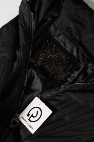 Γυναικείο μπουφάν Scooter, Μέγεθος M, Χρώμα Μαύρο, Τιμή 5,53 €