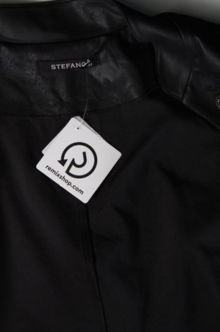 Γυναικείο μπουφάν Stefanel, Μέγεθος XL, Χρώμα Μαύρο, Τιμή 84,74 €