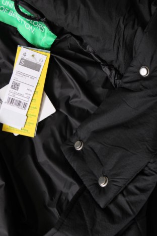 Γυναικείο μπουφάν United Colors Of Benetton, Μέγεθος S, Χρώμα Μαύρο, Τιμή 88,66 €