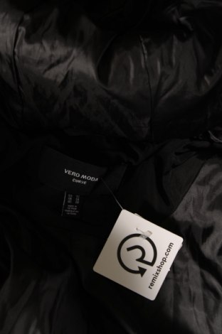 Dámska bunda  Vero Moda, Veľkosť 3XL, Farba Čierna, Cena  40,75 €