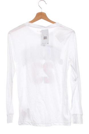 Детска блуза Air Jordan Nike, Размер 12-13y/ 158-164 см, Цвят Бял, Цена 66,40 лв.