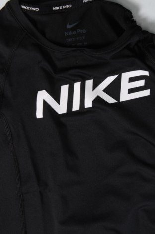 Παιδική μπλούζα Nike, Μέγεθος 6-7y/ 122-128 εκ., Χρώμα Μαύρο, Τιμή 23,20 €