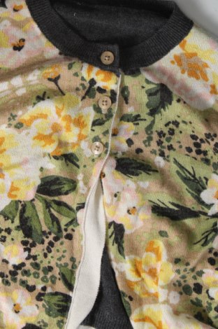 Pulover cu nasturi pentru copii, Mărime 5-6y/ 116-122 cm, Culoare Multicolor, Preț 23,42 Lei