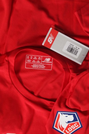 Dziecięcy T-shirt New Balance, Rozmiar 8-9y/ 134-140 cm, Kolor Czerwony, Cena 124,24 zł