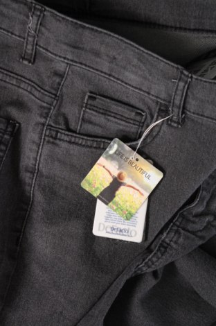 Dziecięce jeansy Defacto, Rozmiar 12-13y/ 158-164 cm, Kolor Szary, Cena 20,39 zł