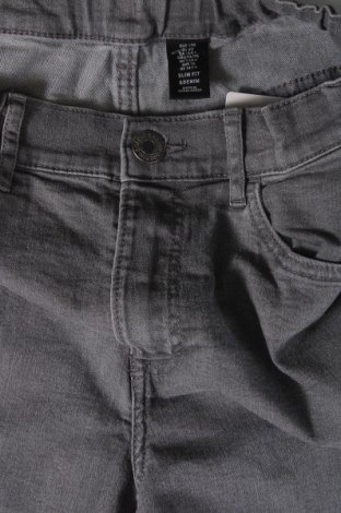 Dziecięce jeansy H&M, Rozmiar 14-15y/ 168-170 cm, Kolor Szary, Cena 32,75 zł