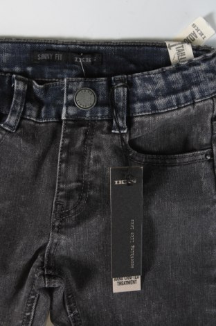 Detské džínsy  IKKS, Veľkosť 5-6y/ 116-122 cm, Farba Sivá, Cena  53,44 €