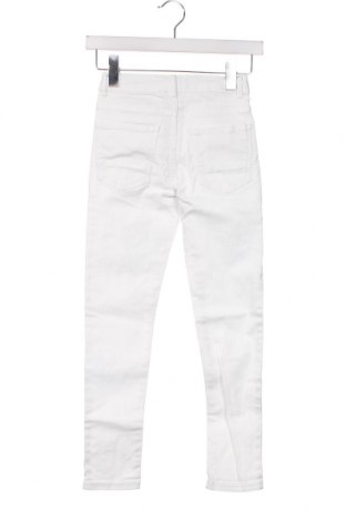 Детски дънки Zara, Размер 8-9y/ 134-140 см, Цвят Бял, Цена 18,03 лв.