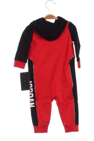 Детски гащеризон Air Jordan Nike, Размер 6-9m/ 68-74 см, Цвят Червен, Цена 144,00 лв.