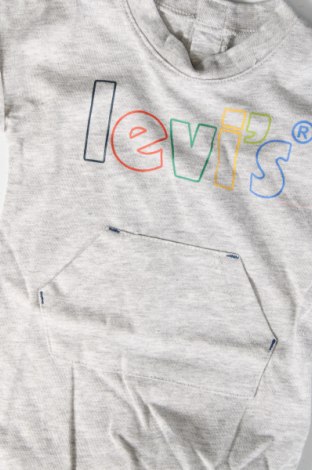 Детски гащеризон Levi's, Размер 3-6m/ 62-68 см, Цвят Сив, Цена 60,69 лв.