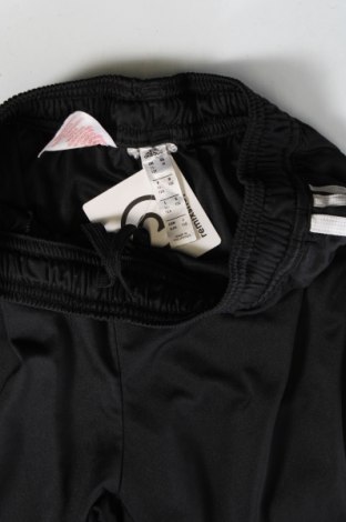 Detské krátke nohavice  Adidas, Veľkosť 11-12y/ 152-158 cm, Farba Čierna, Cena  12,28 €