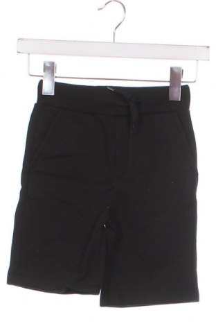 Детски къс панталон Bruuns Bazaar, Размер 5-6y/ 116-122 см, Цвят Черен, Цена 20,40 лв.