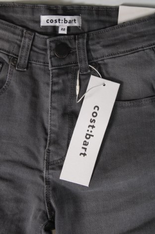 Детски къс панталон Cost:bart, Размер 7-8y/ 128-134 см, Цвят Сив, Цена 20,65 лв.