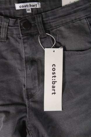 Детски къс панталон Cost:bart, Размер 9-10y/ 140-146 см, Цвят Сив, Цена 29,50 лв.