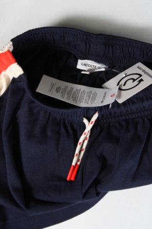Детски къс панталон Lacoste, Размер 5-6y/ 116-122 см, Цвят Син, Цена 45,12 лв.