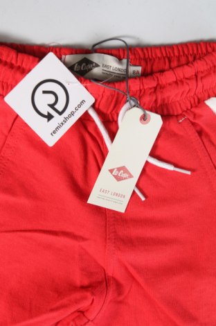 Pantaloni scurți pentru copii Lee Cooper, Mărime 7-8y/ 128-134 cm, Culoare Roșu, Preț 53,68 Lei